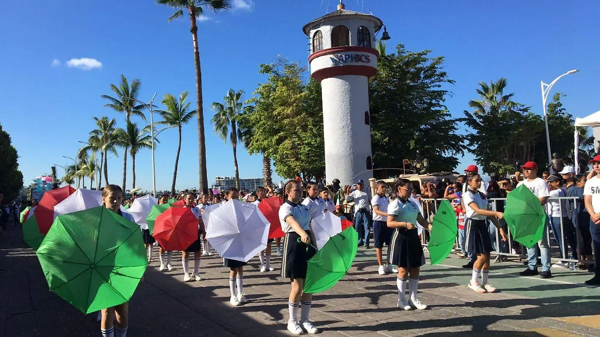 Desfile 20 de noviembre La Paz